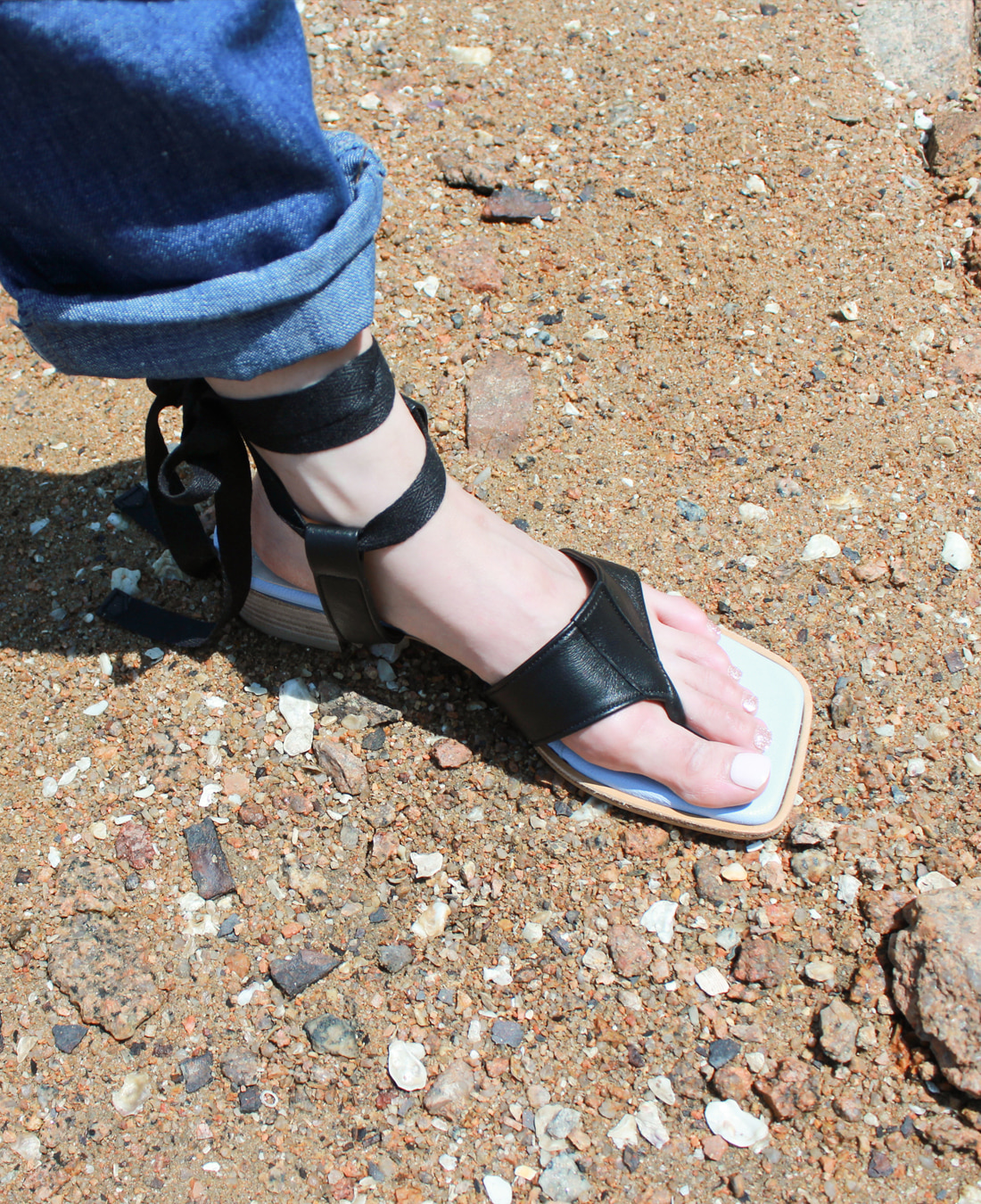 [안현모님 착용] Ankle Strap Sandal (Black)